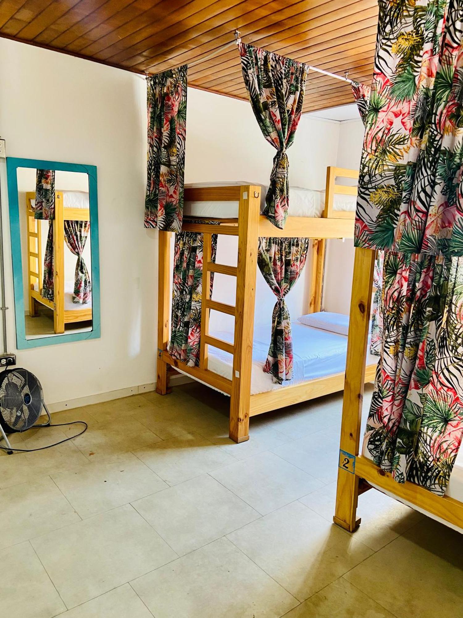 Oasis Cali Hostel Eksteriør bilde